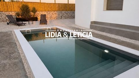 Chalet  independiente con gran parcela, piscina y amplios espacios exteriores Oromana, Alcalá de Guadaíra, imatge 4