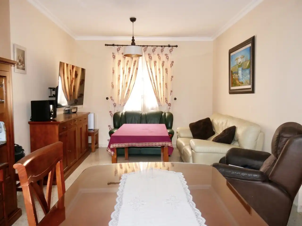 Sala d'estar de Casa adosada en venda en Coria del Río amb Aire condicionat, Jardí privat i Terrassa