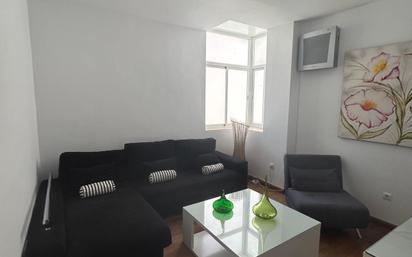 Living room of Flat for sale in  Cádiz Capital  with Air Conditioner and Balcony