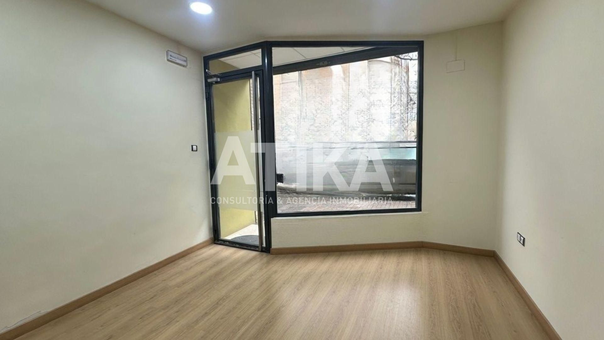 Office for rent in Ontinyent  with Air Conditioner