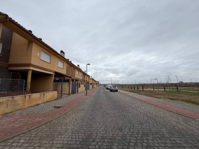 Casa-chalet en Venta en Calle de la Constelación de Pegaso en Parla Este