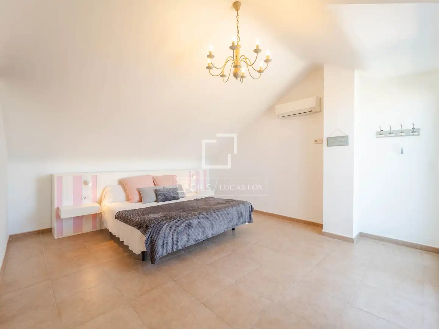 Bedroom of Houses for sale in Cullera  with Air Conditioner, Heating and Terrace