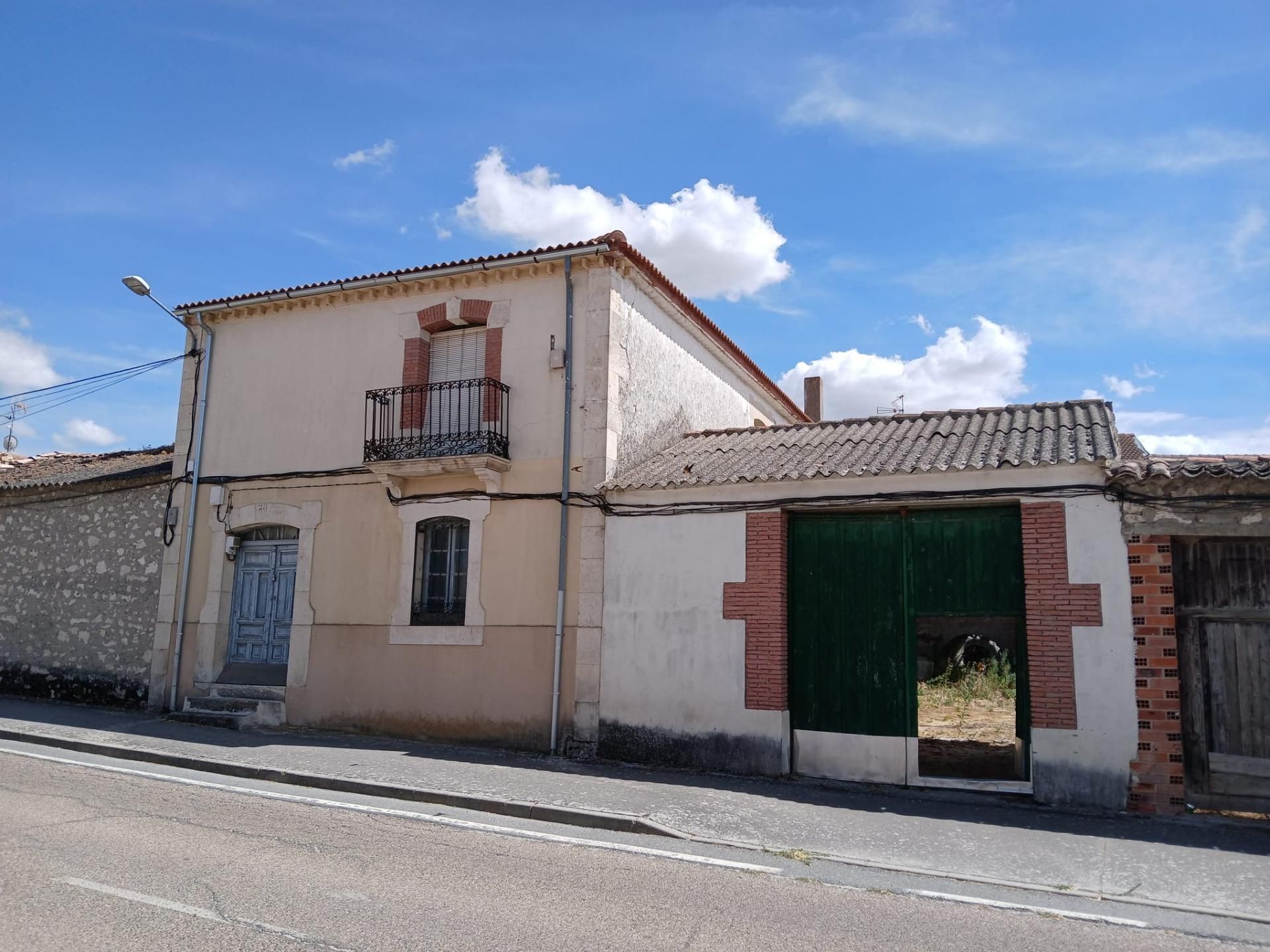 Vista exterior de Casa o xalet en venda en Olombrada amb Jardí privat