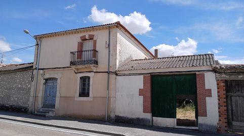 Casa en venta en Olombrada Segovia. Para reformar. Ref.2048