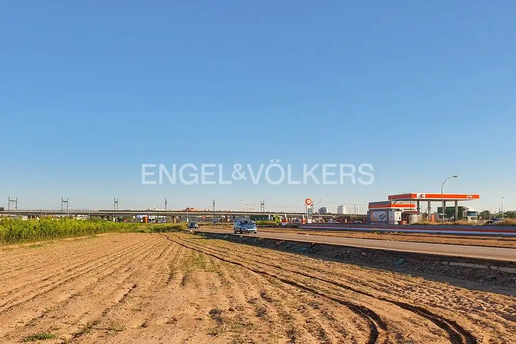 Wohnung zum Verkauf in Valencia mit Privatgarten