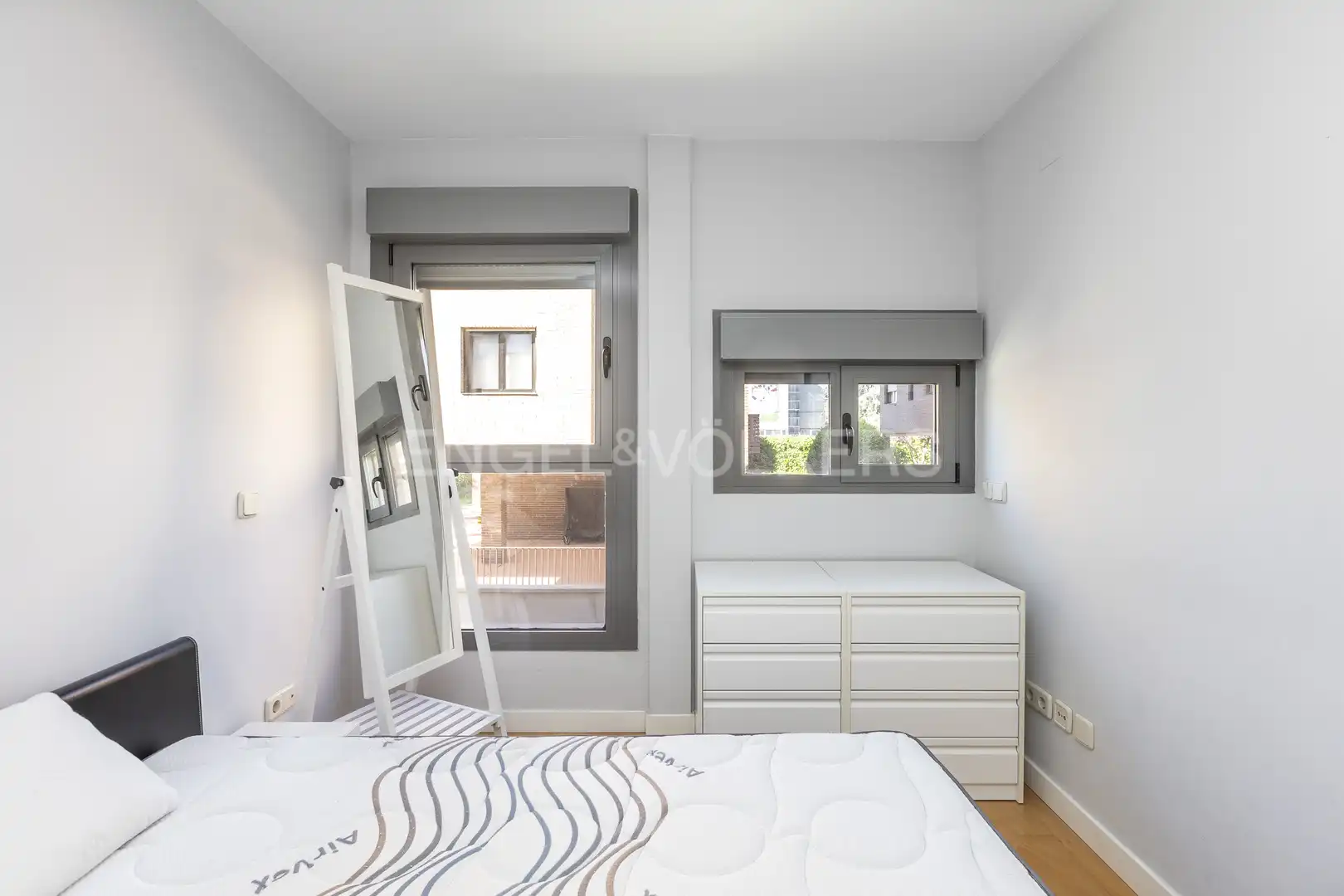 Bedroom of Flat for sale in Madrid  with Air Conditioner, Heating and Parquet flooring