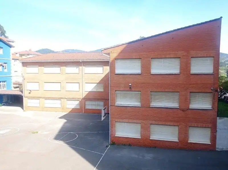 Vista exterior de Oficina en venta en Pravia con Terraza
