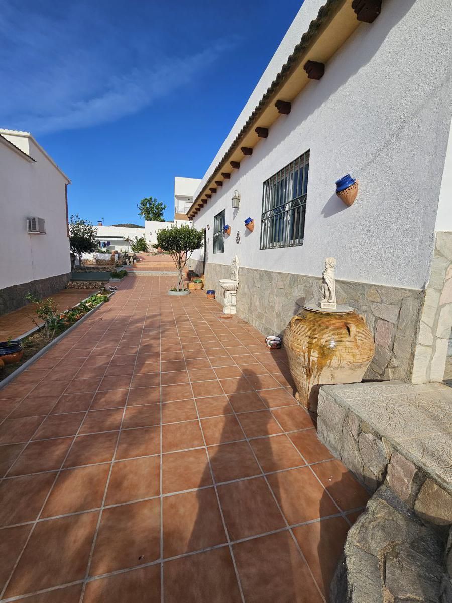 Terrassa de Casa o xalet en venda en La Bisbal del Penedès amb Terrassa
