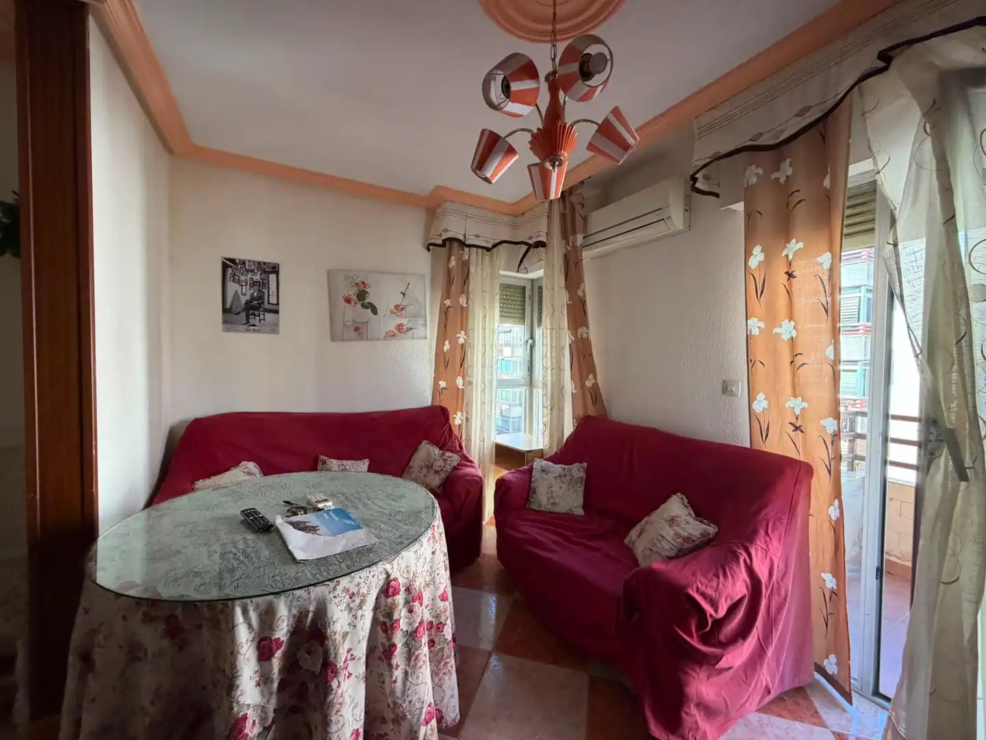 Sala d'estar de Pis en venda en Cáceres amb Aire condicionat, Terrassa i Moblat