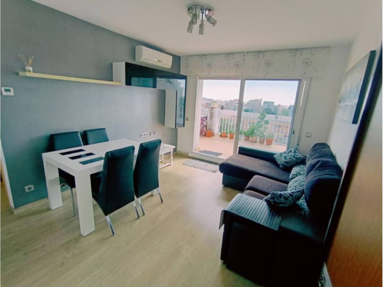 Flat to rent in Río de Janeiro, Porta, Nou Barris,  Barcelona Capital
