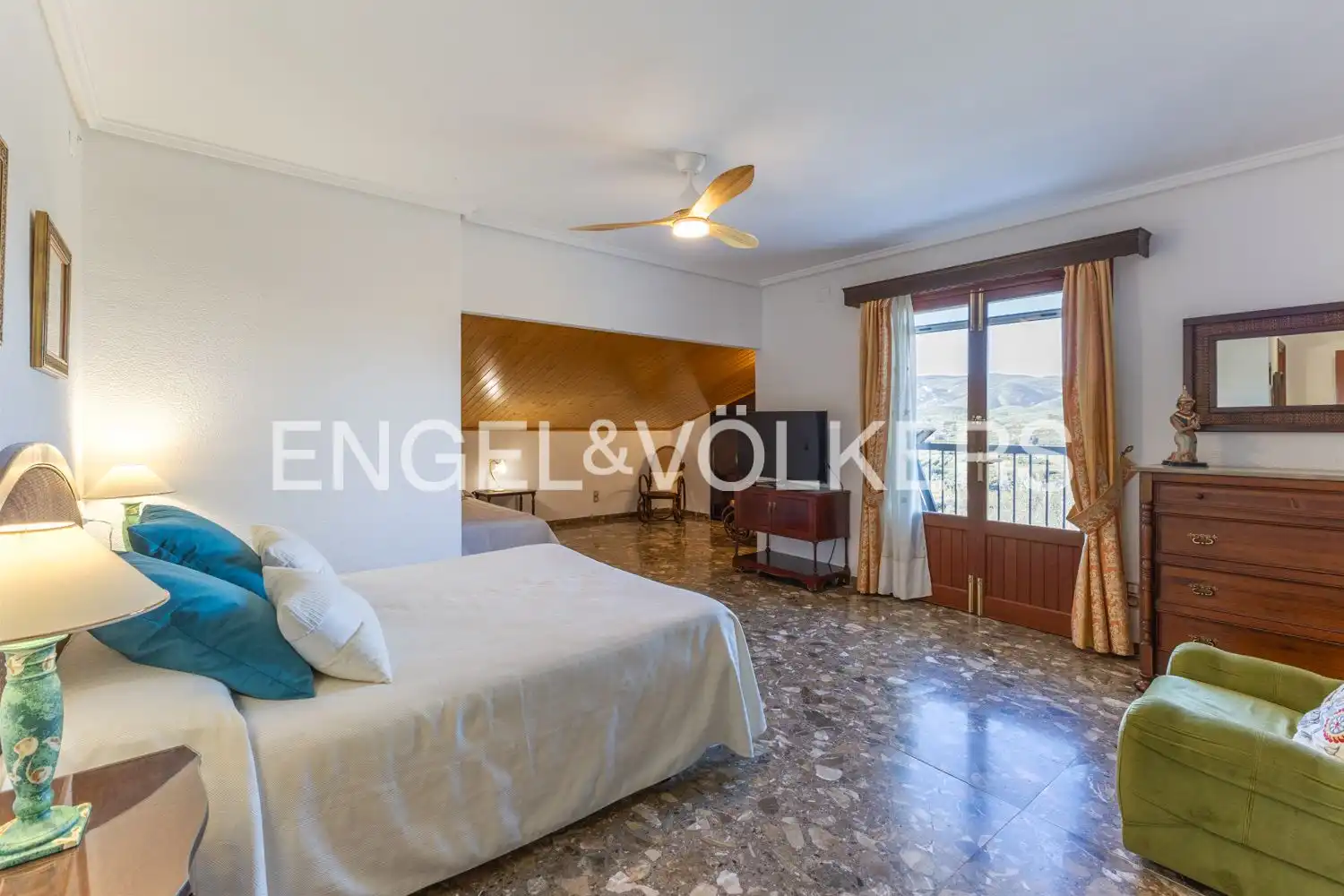 Habitación de Casa o chalet en venta en Pedralba con Calefacción, Jardín privado y Terraza