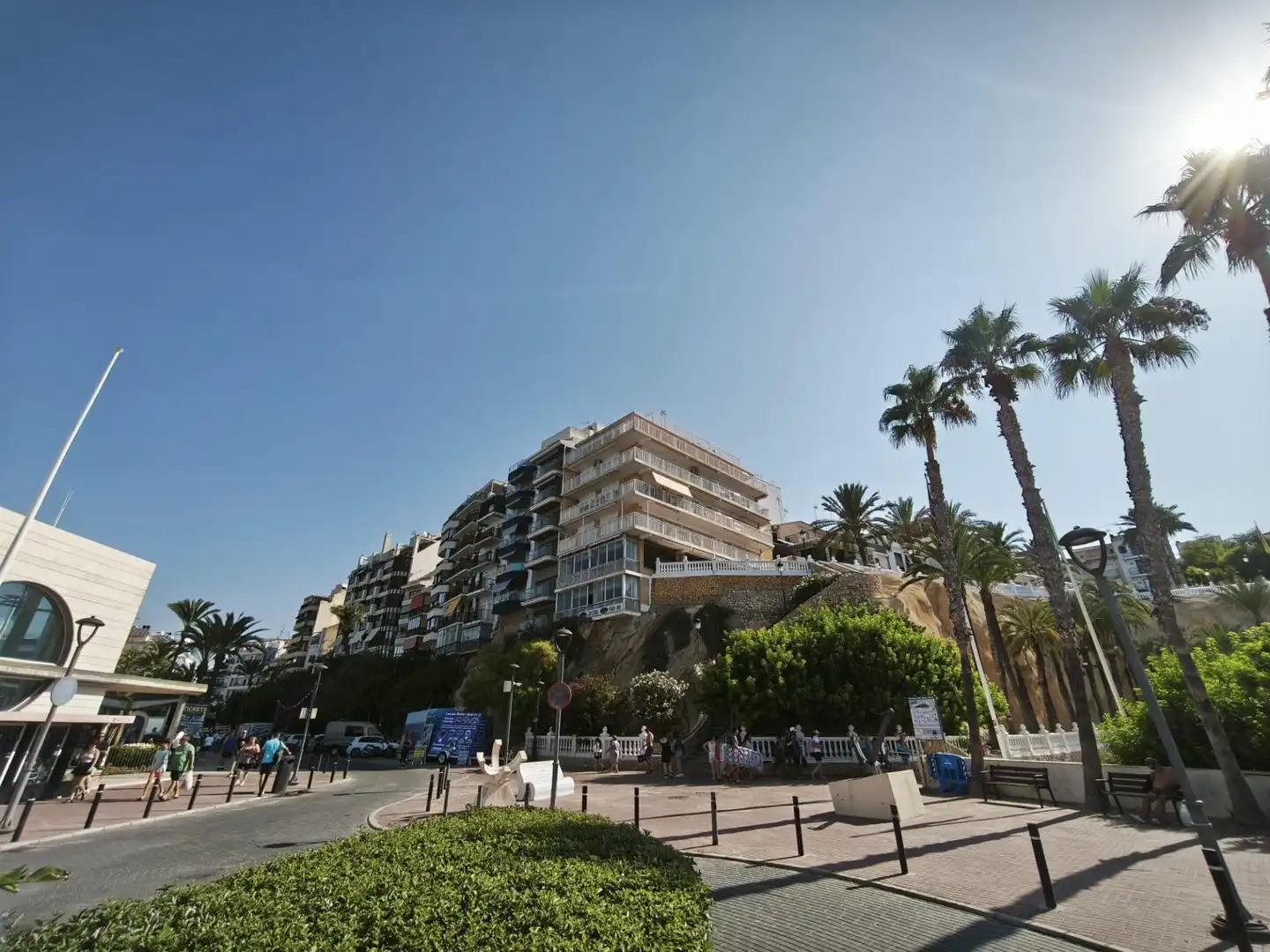 Vista exterior de Apartament en venda en Benidorm amb Aire condicionat, Terrassa i Moblat