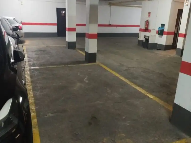 Garaje de alquiler en Carrer de la Puríssima, 5, El Mercat