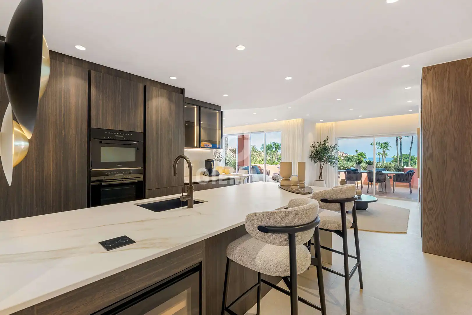 Apartamento con terraza en venta en Selwo, imagen 5