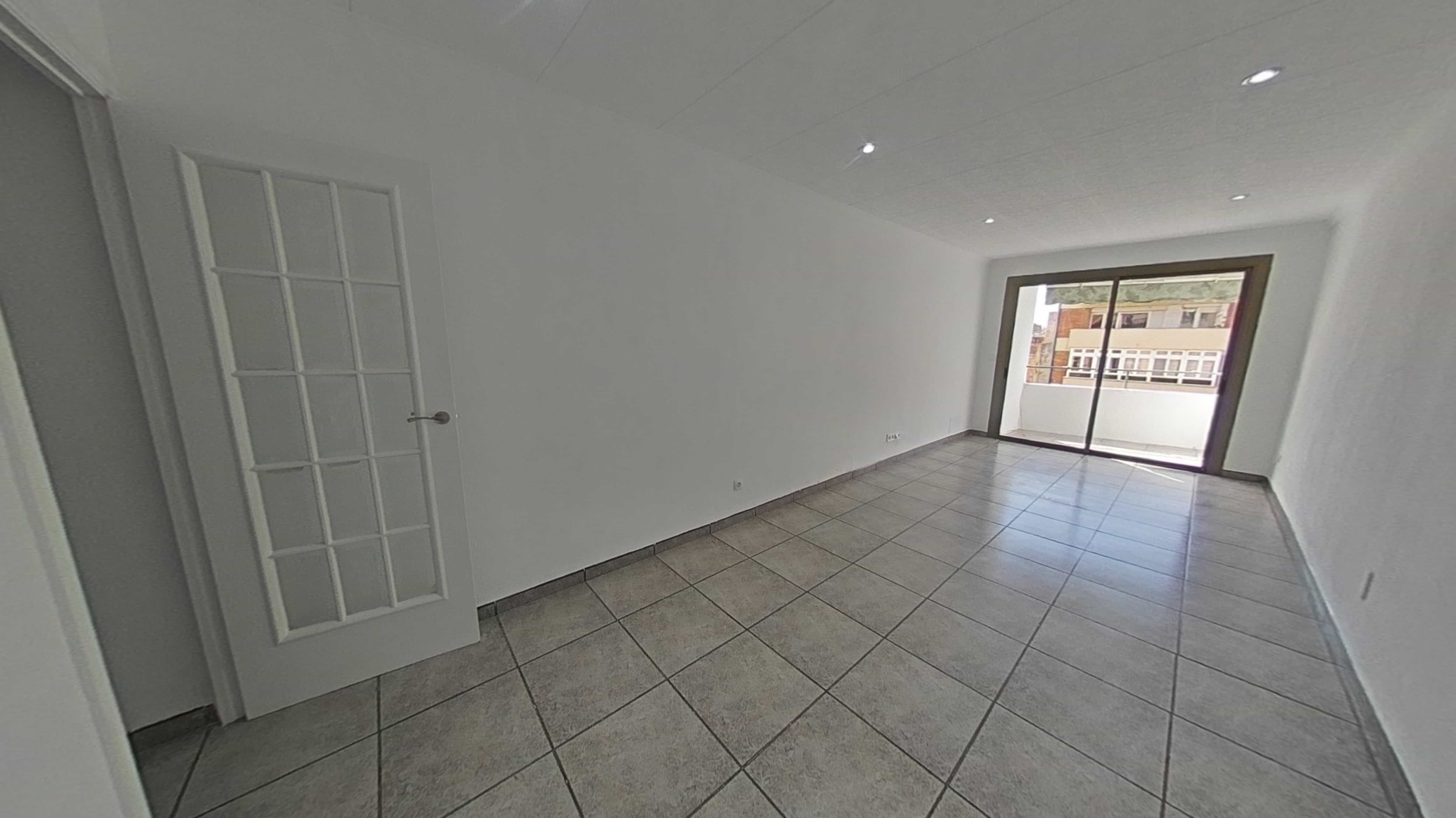 Apartament en venda en Santa Coloma de Gramenet amb Calefacció