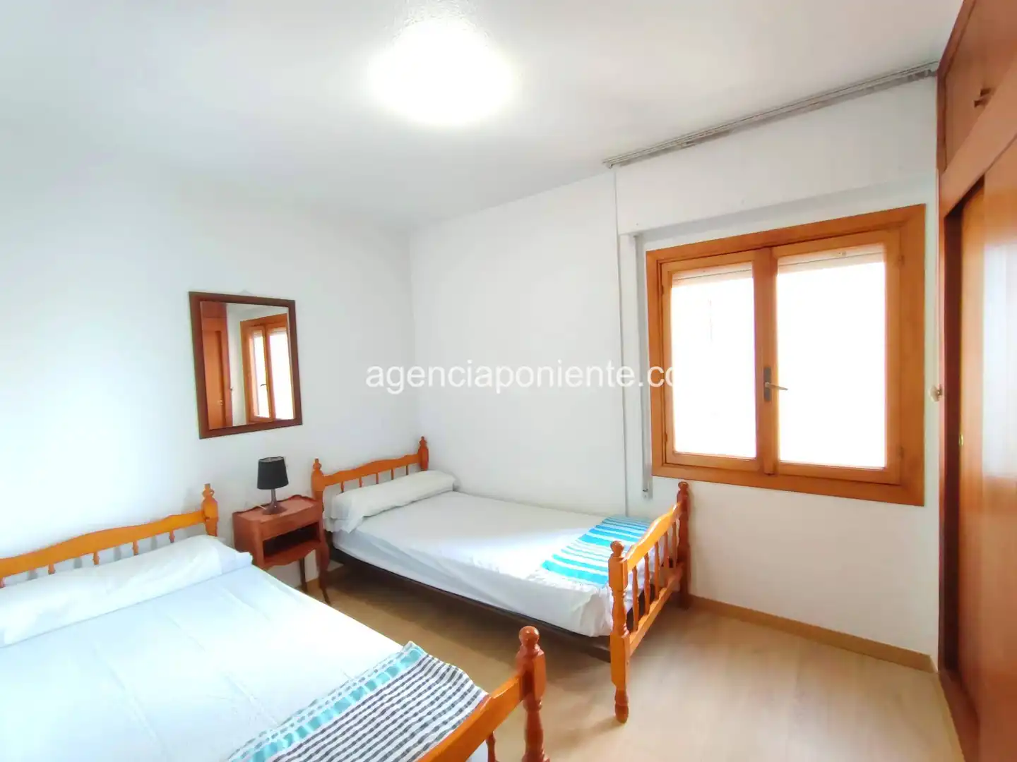 Bedroom of Flat for rent in Benidorm  with Air Conditioner, Heating and Terrace