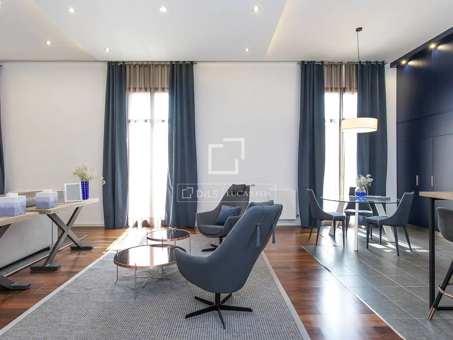 Sala d'estar de Pis en venda en Barcelona amb Aire condicionat, Terrassa i Piscina