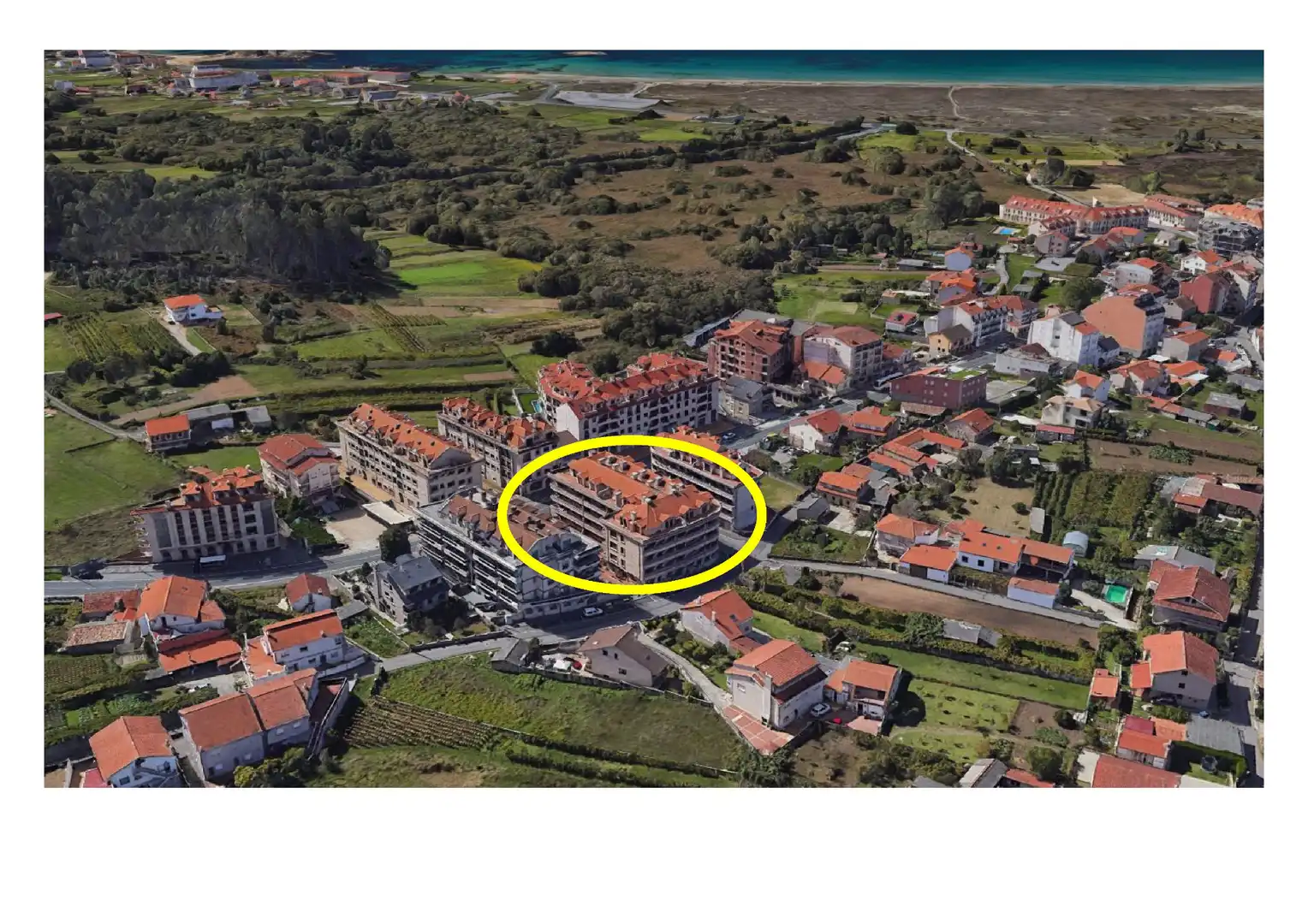 Vista exterior de Apartamento en venta en Sanxenxo con Parquet, Terraza y Trastero
