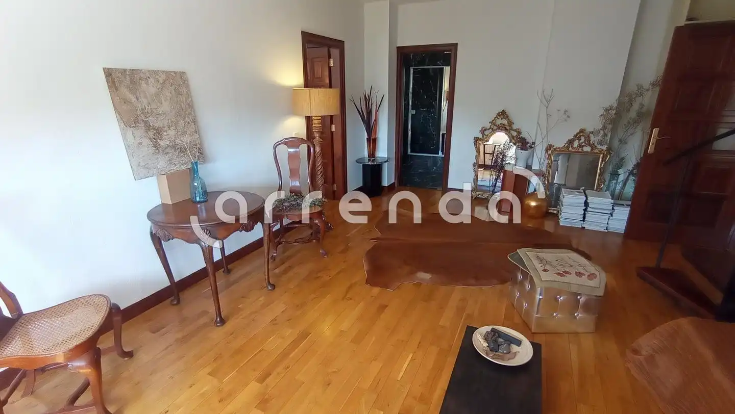 Sala d'estar de Casa o xalet en venda en Villalbilla amb Calefacció, Jardí privat i Terrassa