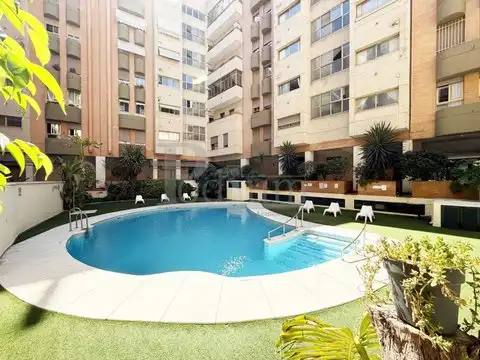 Swimming pool of Flat for sale in Sevilla  with Furnished