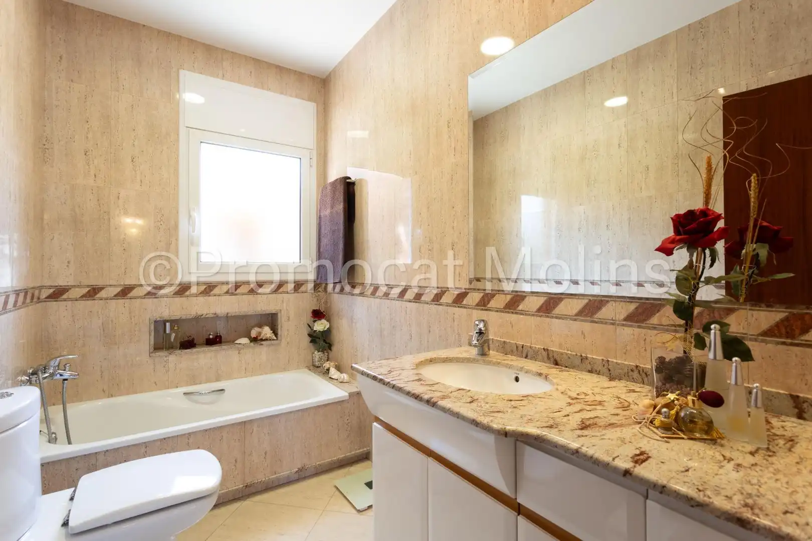 Baño de Casa o chalet en venta en La Palma de Cervelló con Calefacción, Jardín privado y Terraza