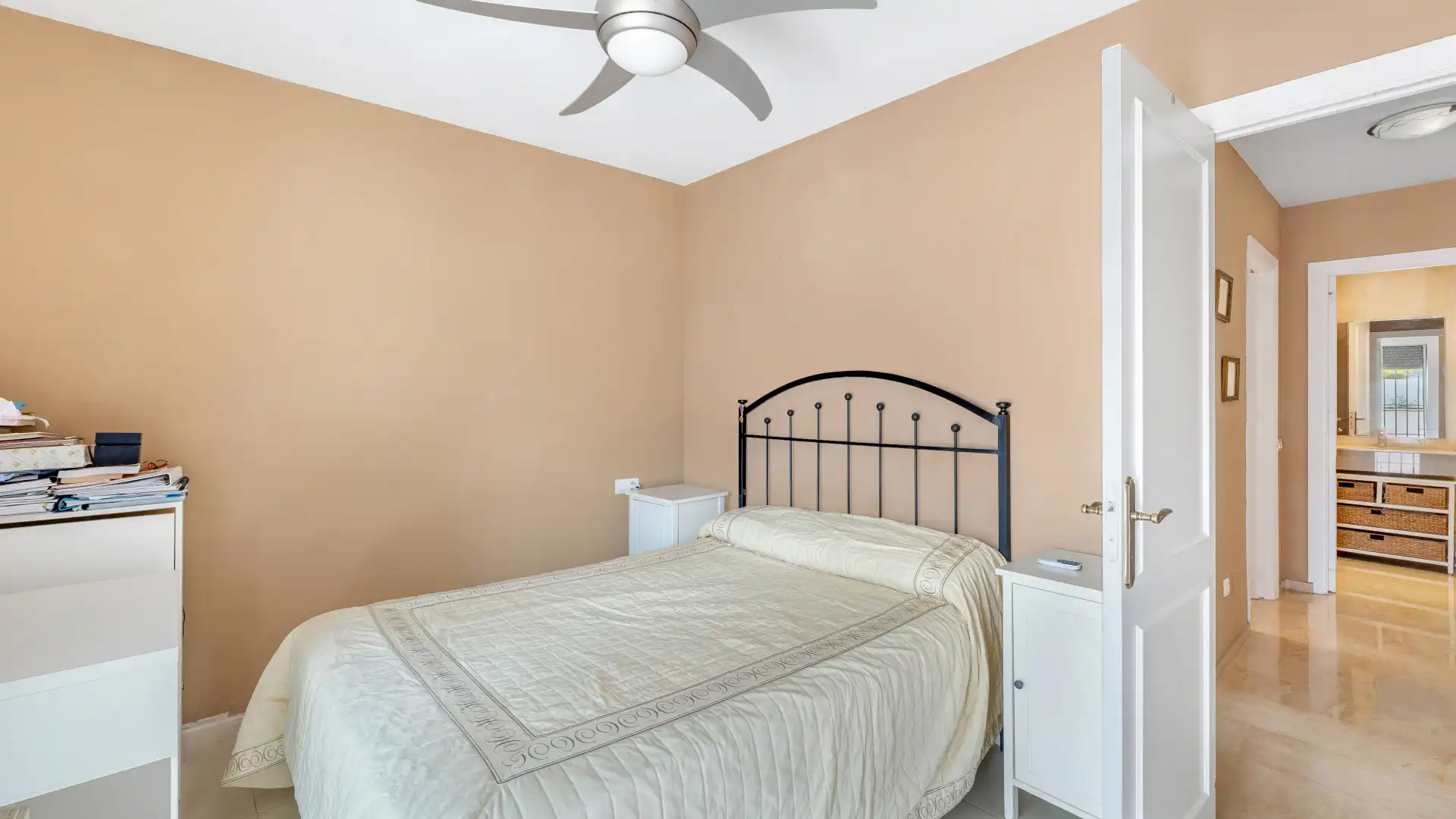 Apartament amb terrassa en venda a Nueva Andalucía, imagen 23