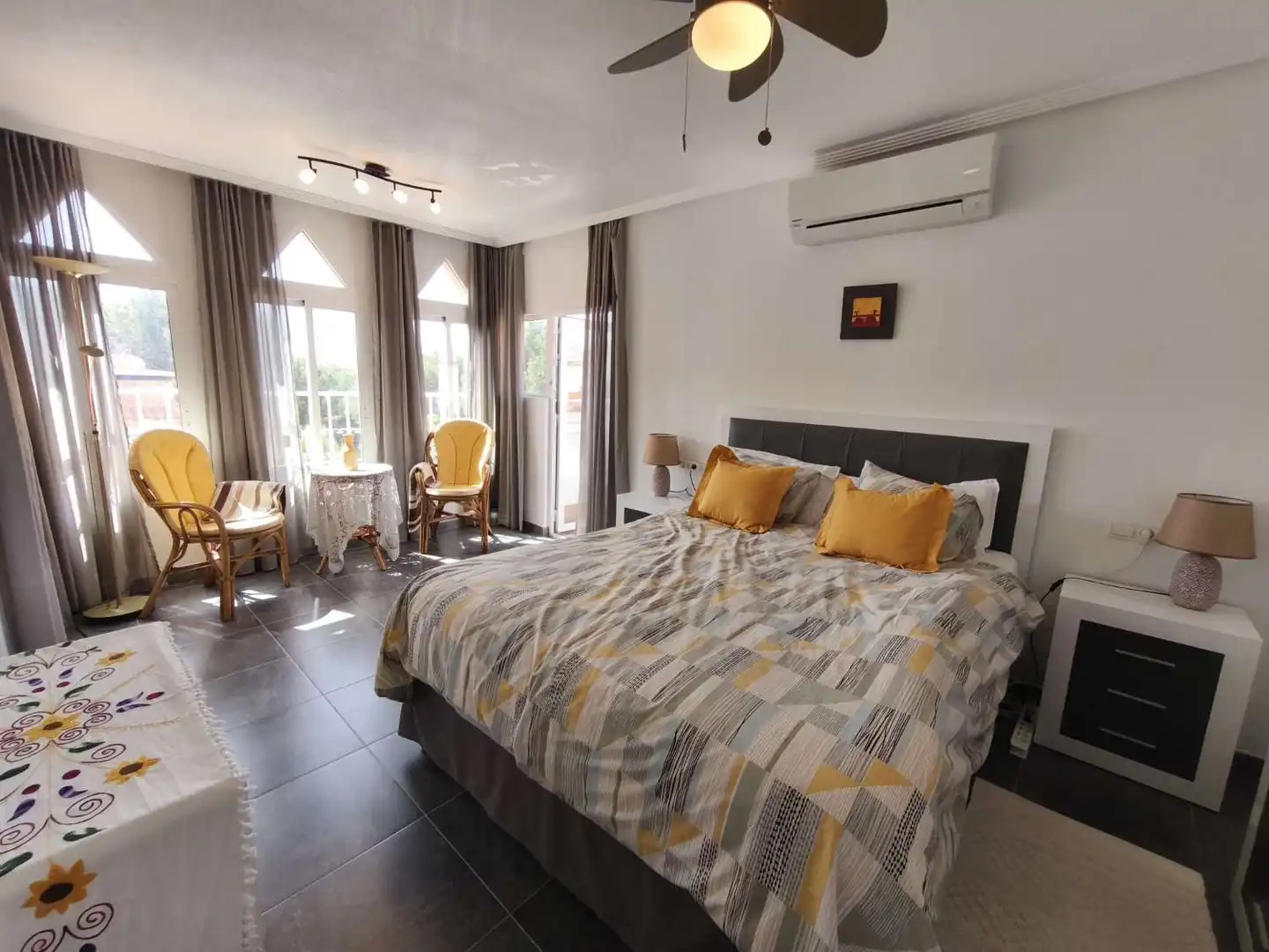 Schlafzimmer von Wohnungen zum Verkauf in Orihuela mit Klimaanlage, Heizung und Schwimmbad
