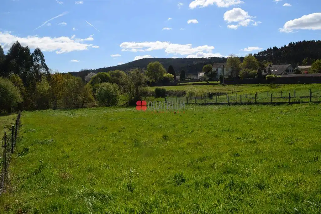 Terreni e lotti in vendita a Lugar Rarís