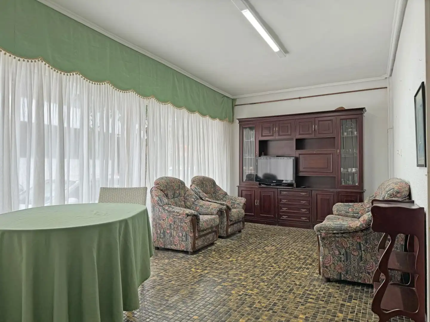 Sala de estar de Casa o chalet en venta en Laredo con Calefacción, Terraza y Trastero