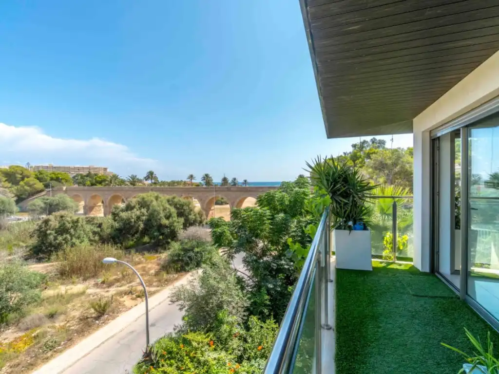 Terrassa de Casa o xalet de lloguer en Orihuela amb Piscina
