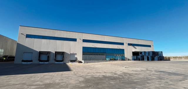 Nave industrial en Alquiler en Carrer de Jaume Sabaté en Polígon Industrial Domenys