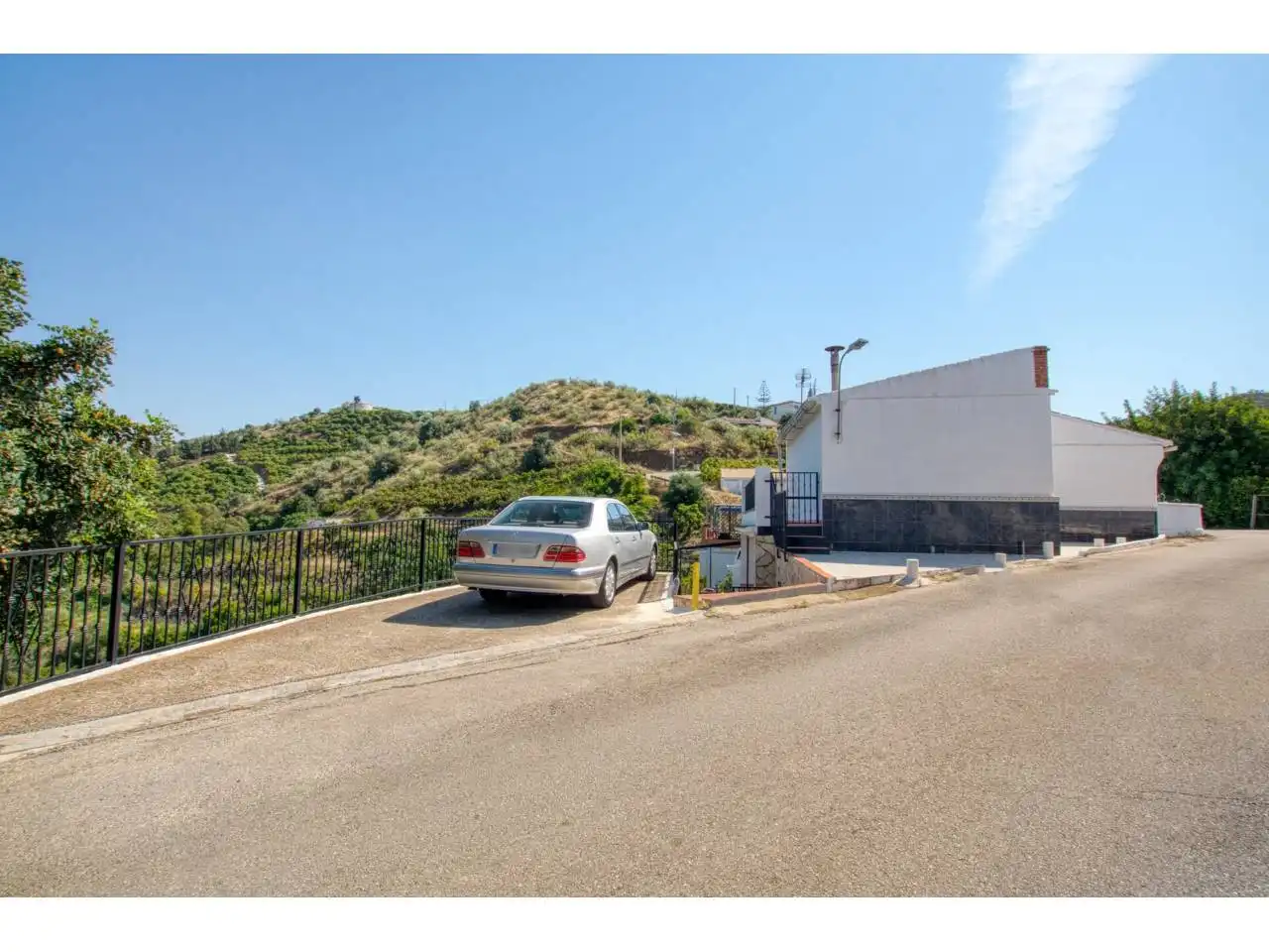 Vista exterior de Casa adosada en venta en Canillas de Aceituno con Terraza