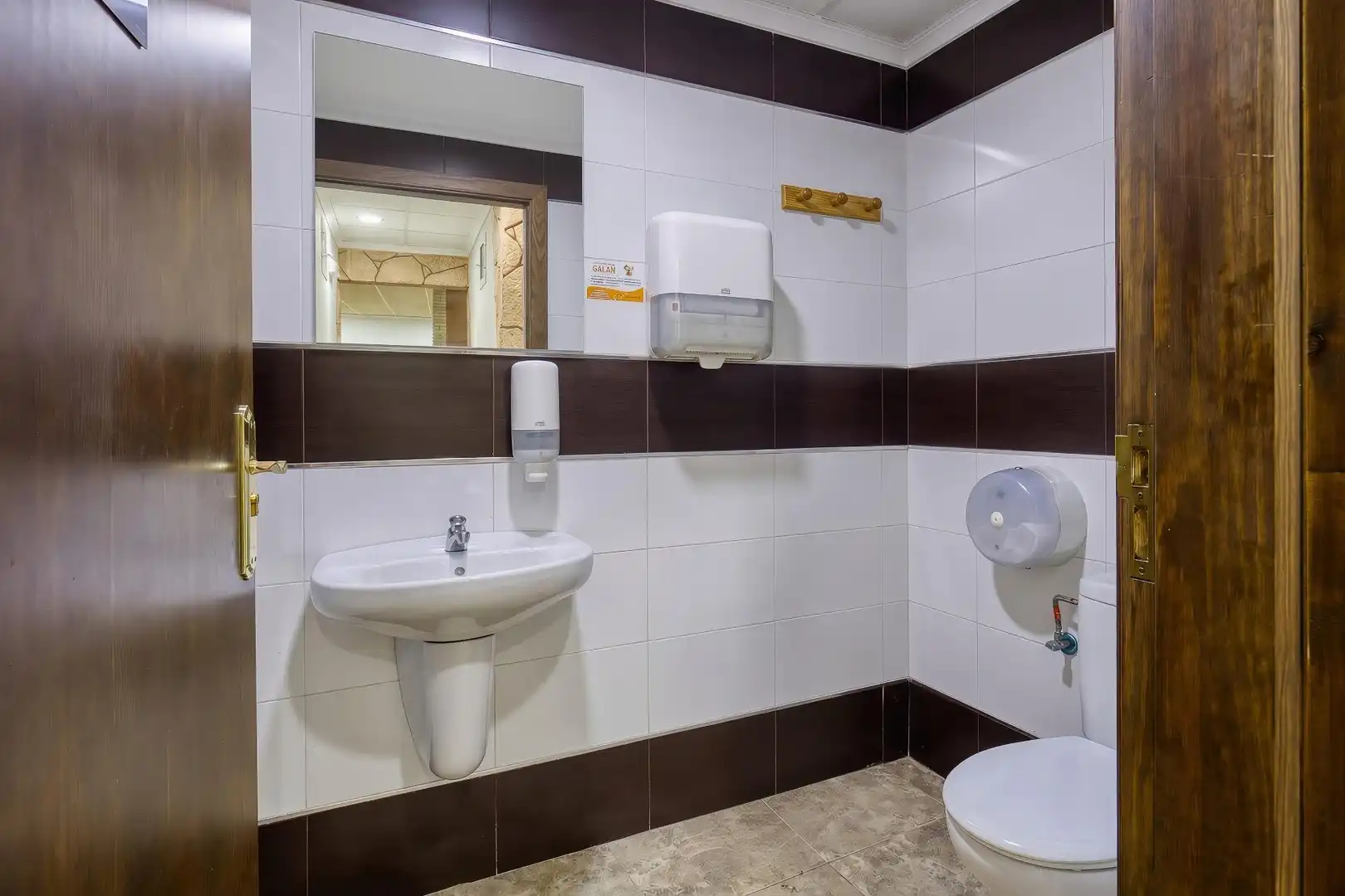 Local comercial en venta en Avenida CONSTITUCION LA, imagen 8