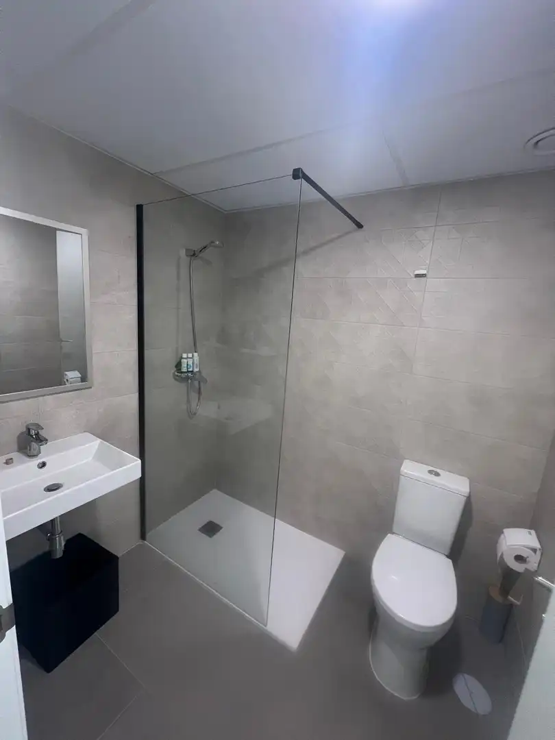 Bathroom of Flat for rent in Fuengirola  with Air Conditioner, Heating and Terrace