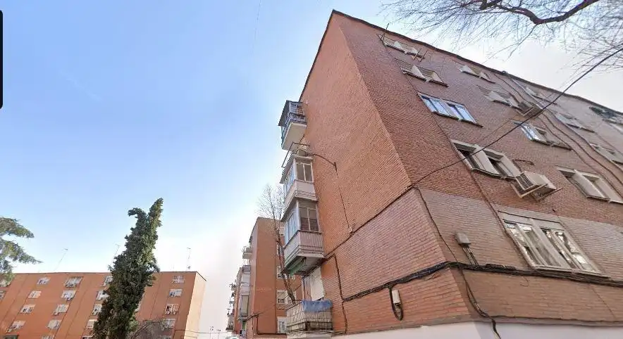 Vista exterior de Pis en venda en Madrid