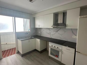 Piso con ascensor en venta en Llombai