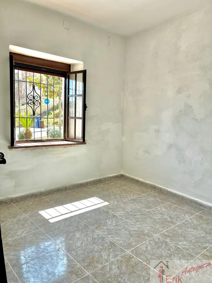 Detached homes for sale in Antequera  with Terrace, Storage room and Balcony