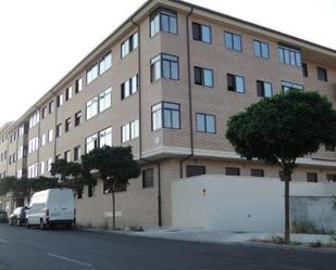 Exterior view of Flat to rent in Ávila Capital  with Heating, Storage room and Furnished