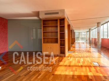 Oficina con ascensor en venta en Rambla