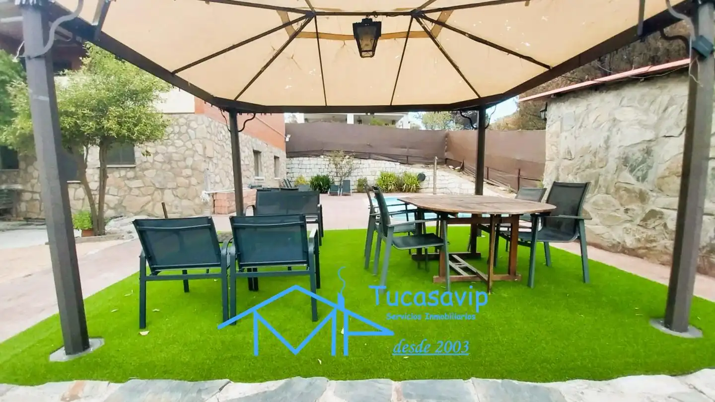 Casa con piscina in vendita a El Tiemblo, imagen 3