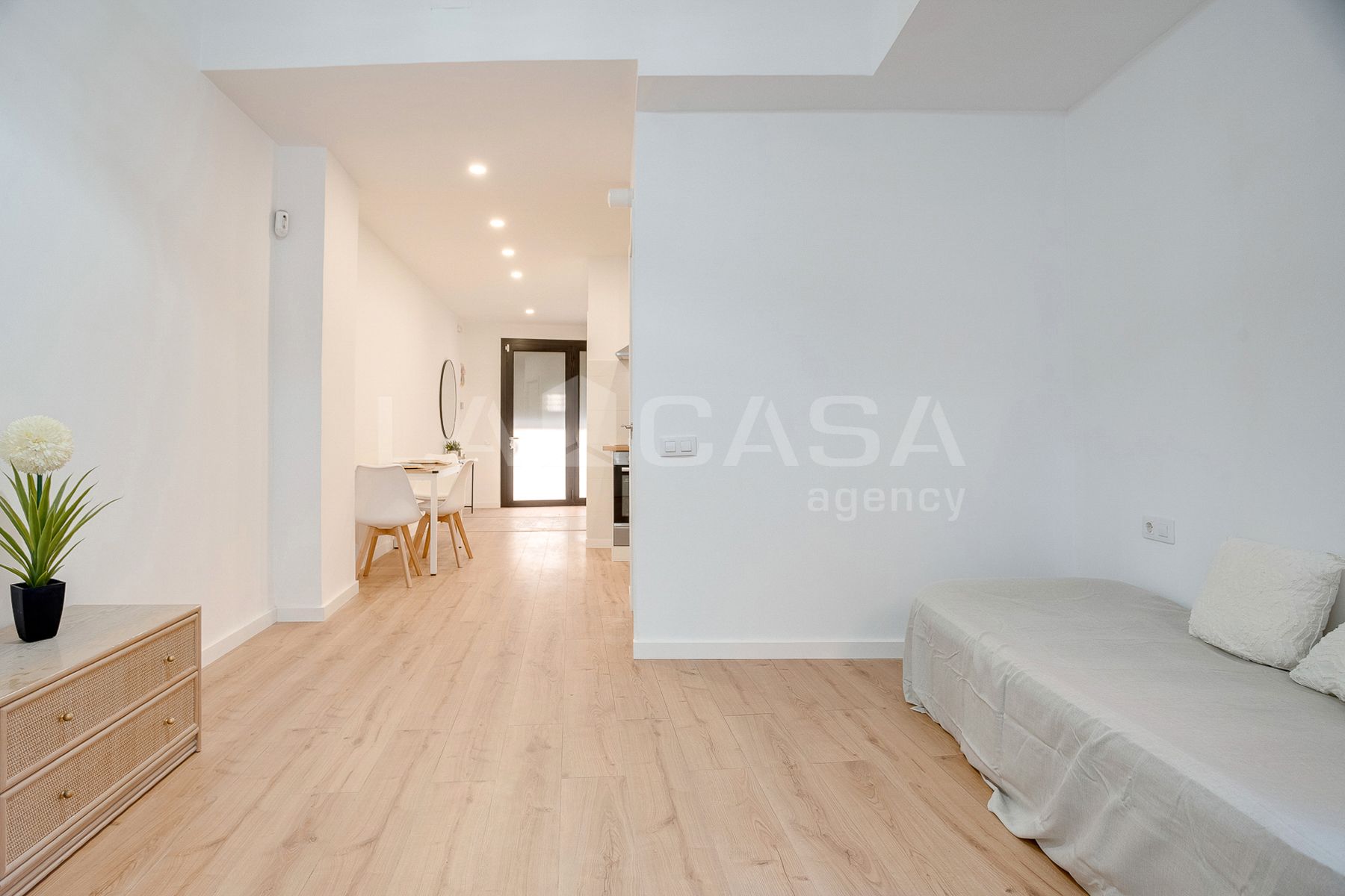 Planta baja en venta en L'Hospitalet de Llobregat con Calefacción