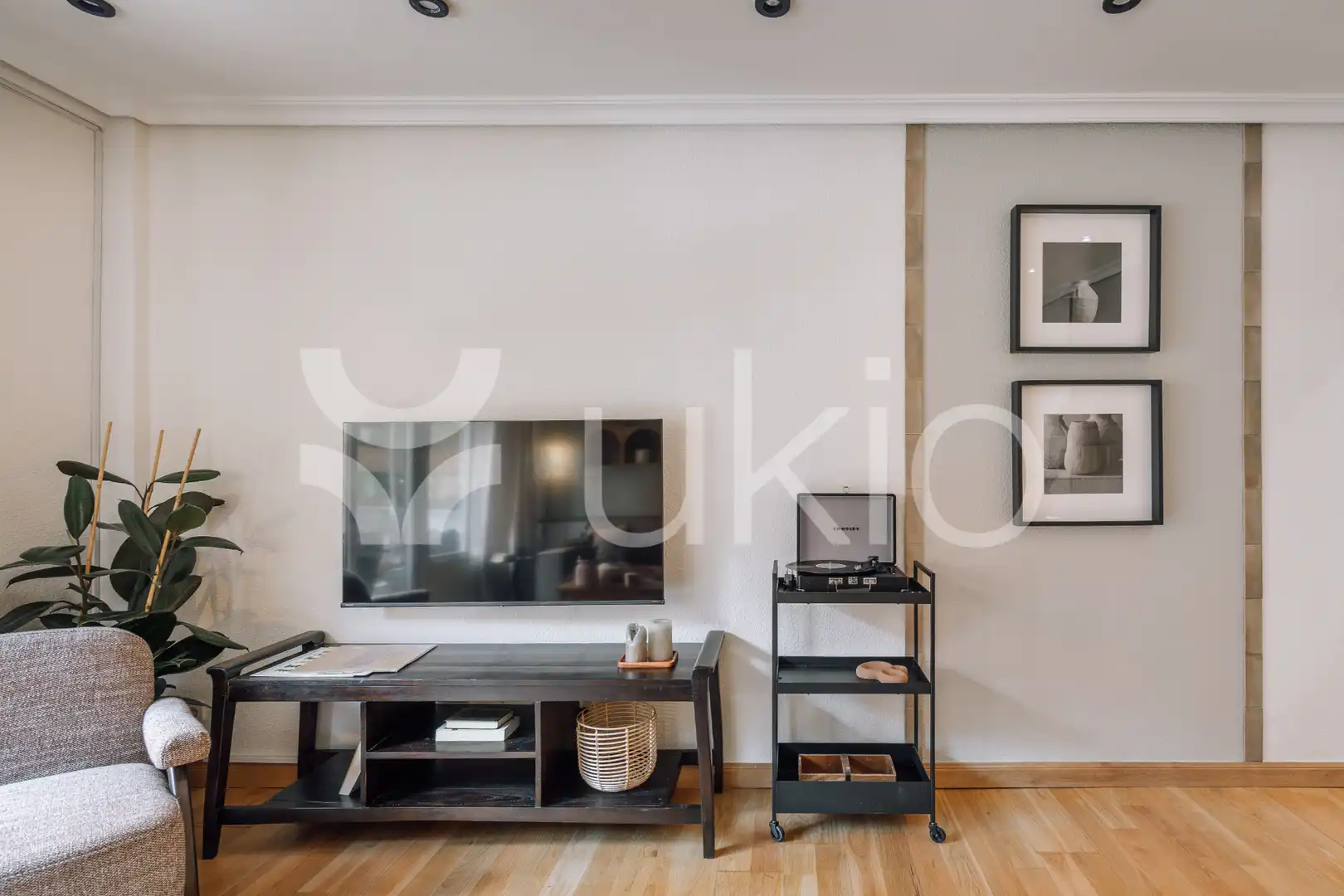 Sala de estar de Apartamento de alquiler en Madrid con Calefacción, Amueblado y Horno