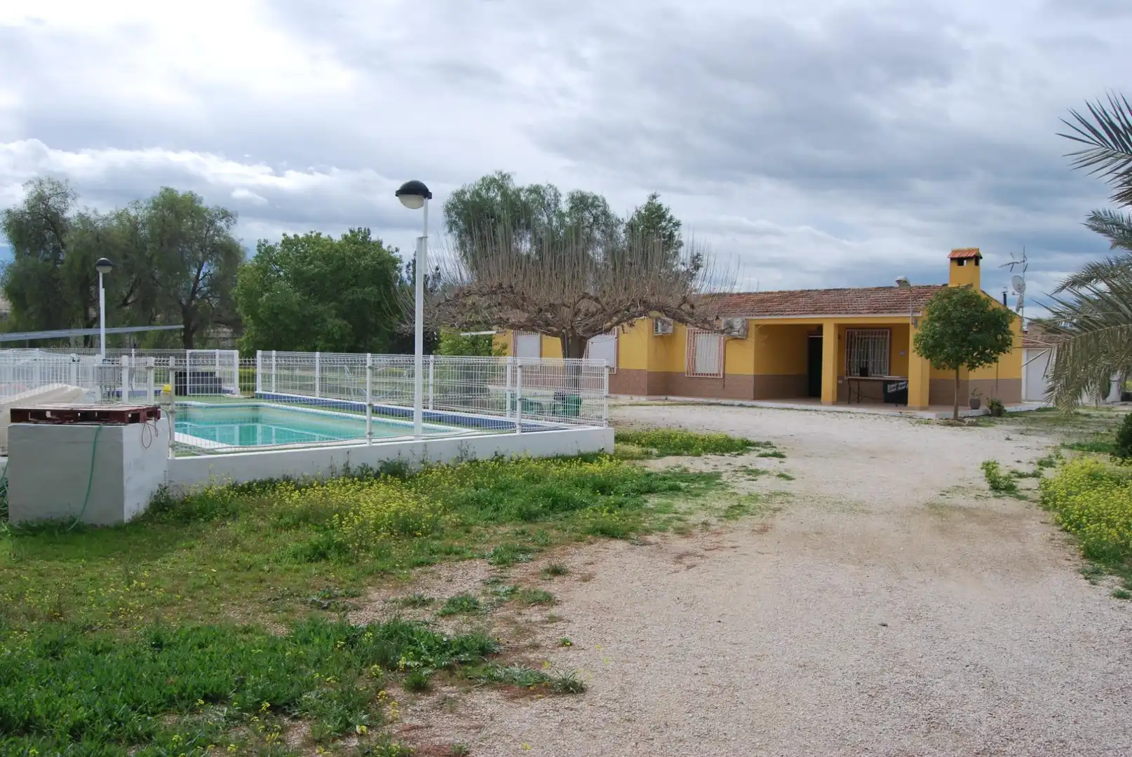 Piscina de Finca rústica en venta en Murcia con Aire acondicionado, Jardín privado y Terraza