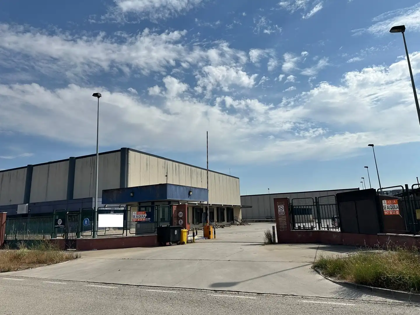 Industriegebäude zum Verkauf in Calle Merindad de Ubierna, imagen 3