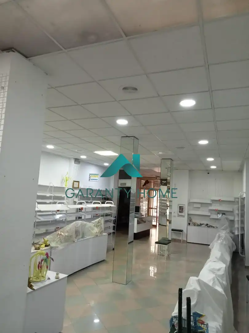 Local de alquiler en Lucena