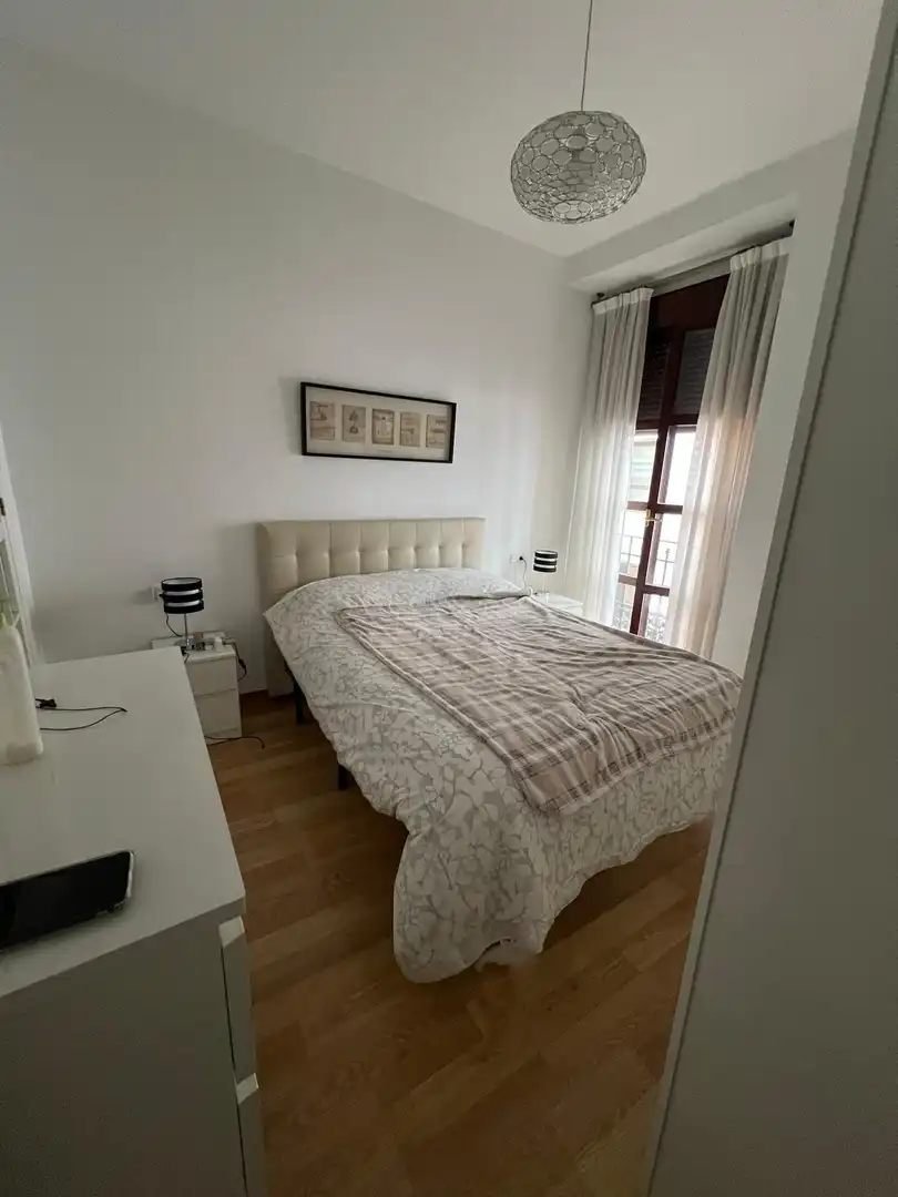 Habitación de Apartamento de alquiler en Sevilla con Aire acondicionado, Terraza y Amueblado