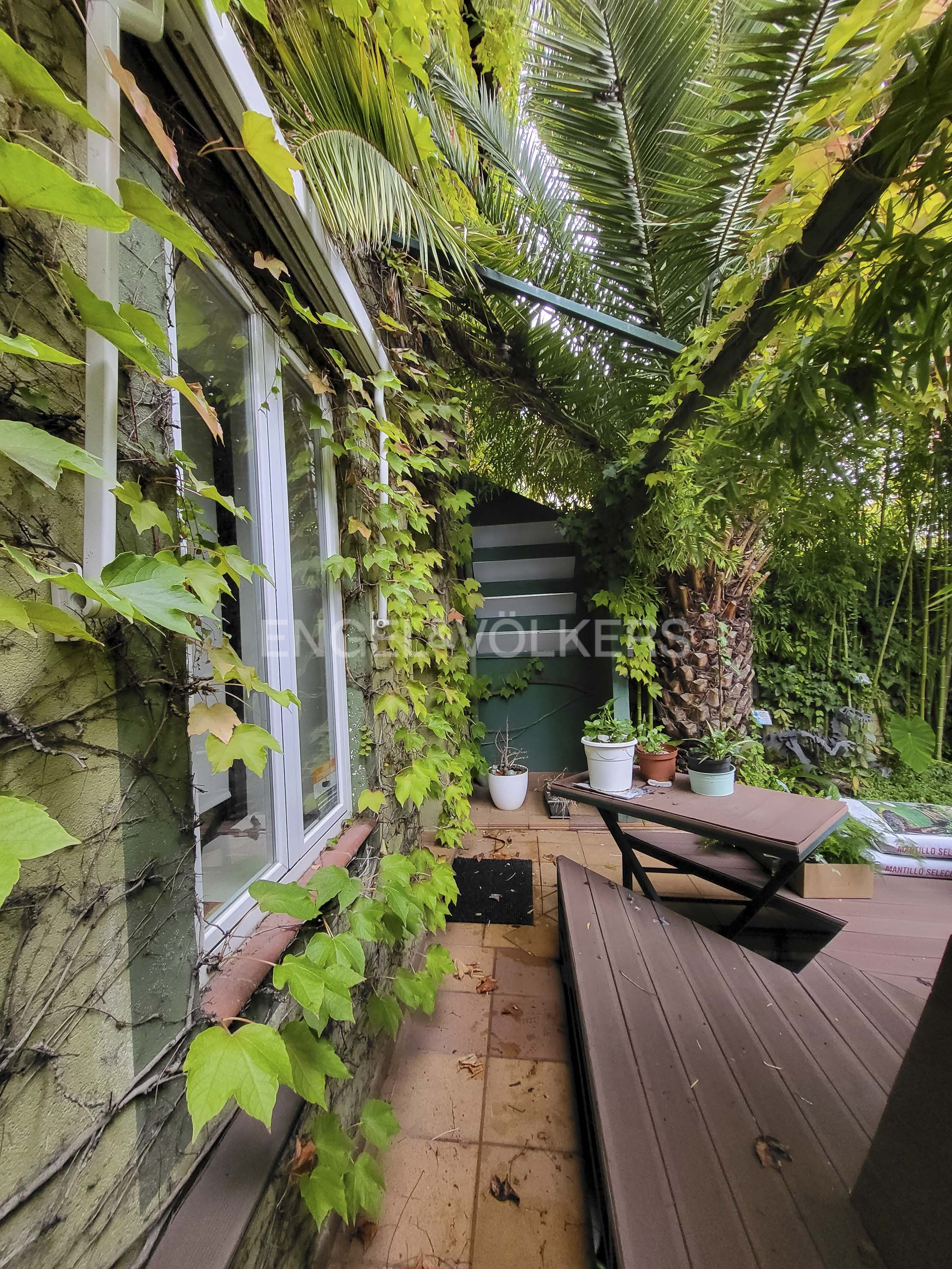 Jardí de Casa o xalet en venda en  Madrid Capital amb Aire condicionat, Calefacció i Jardí privat