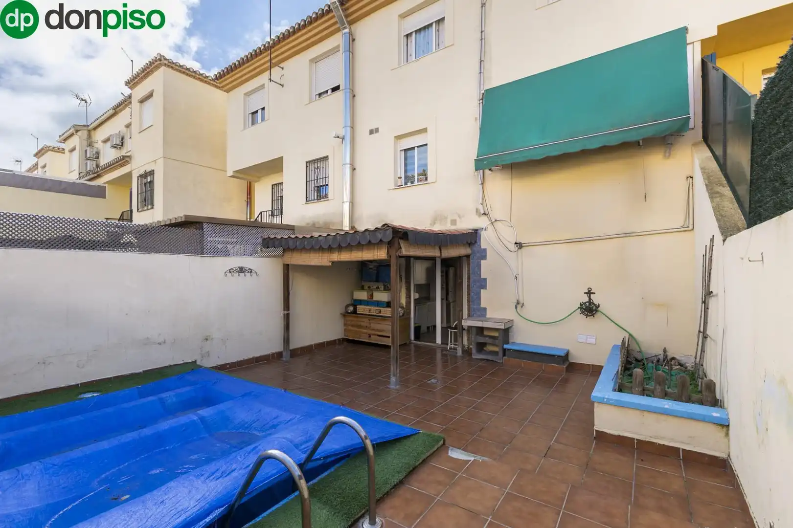 Jardín de Casa adosada en venta en Vegas del Genil con Terraza y Piscina comunitaria