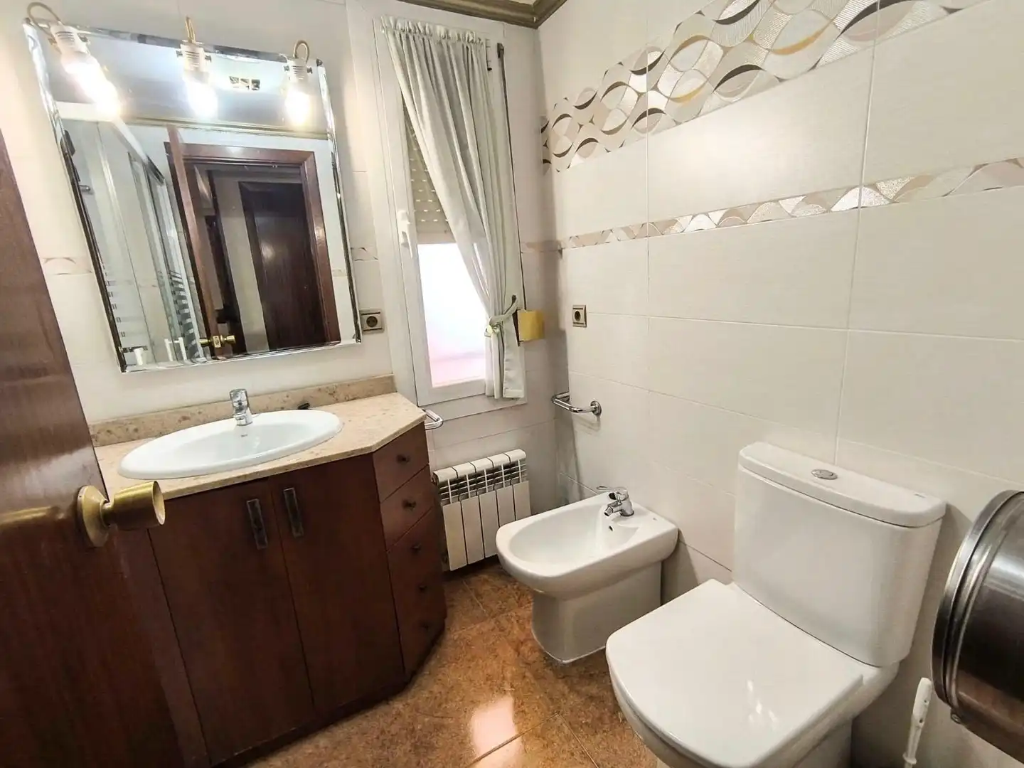 Bathroom of Flat for sale in Zaragoza  with Air Conditioner, Heating and Terrace