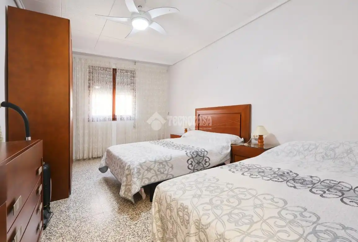 Habitación de Piso en venta en Sagunto / Sagunt con Aire acondicionado y Amueblado